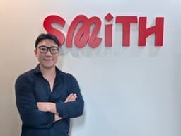 캐릭터 인형에서 K브랜드 해외 유통까지, 스미스 김세훈 대표가 8년간 쌓은 사업 확장 서사